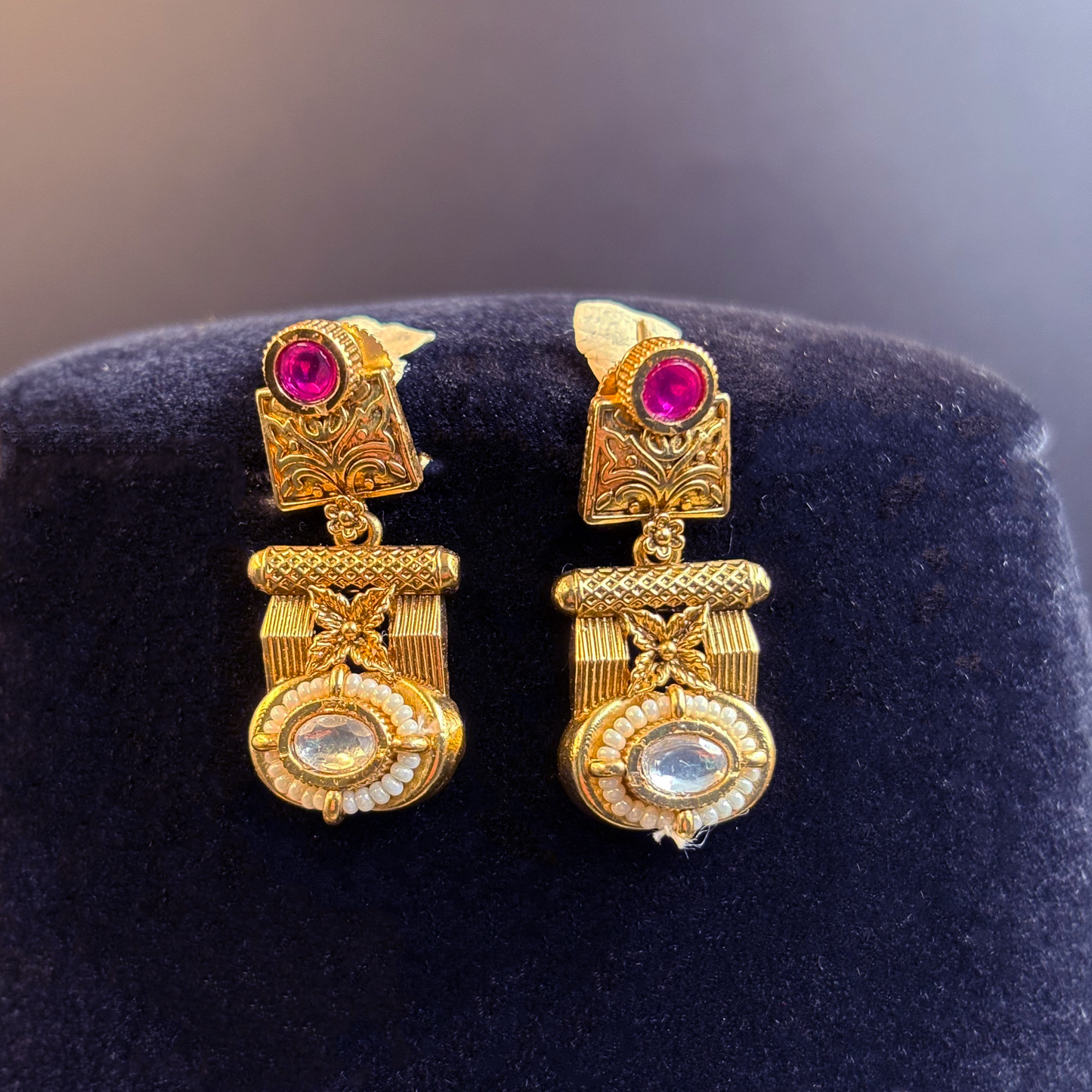 Green Multistring Necklace with Gold and Polki Tikdas