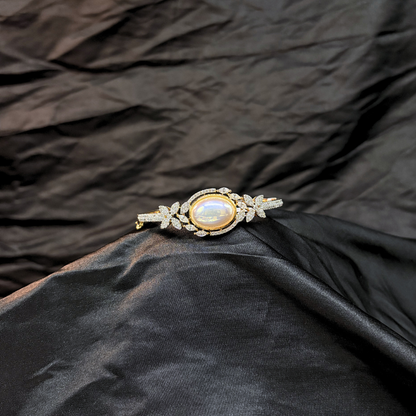 Moonlit Grace - The Royal Cuff