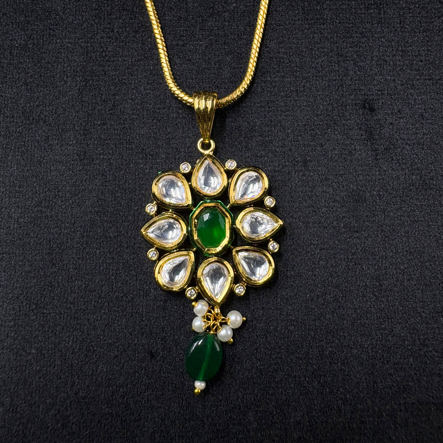 Emerald Noor - The Regal Kundan Set