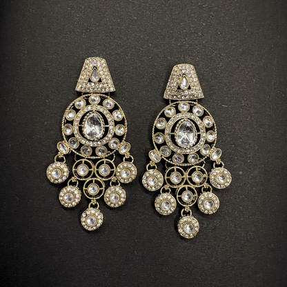 Noor-e-Dastaan Chandbali Earrings