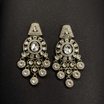 Noor-e-Dastaan Chandbali Earrings