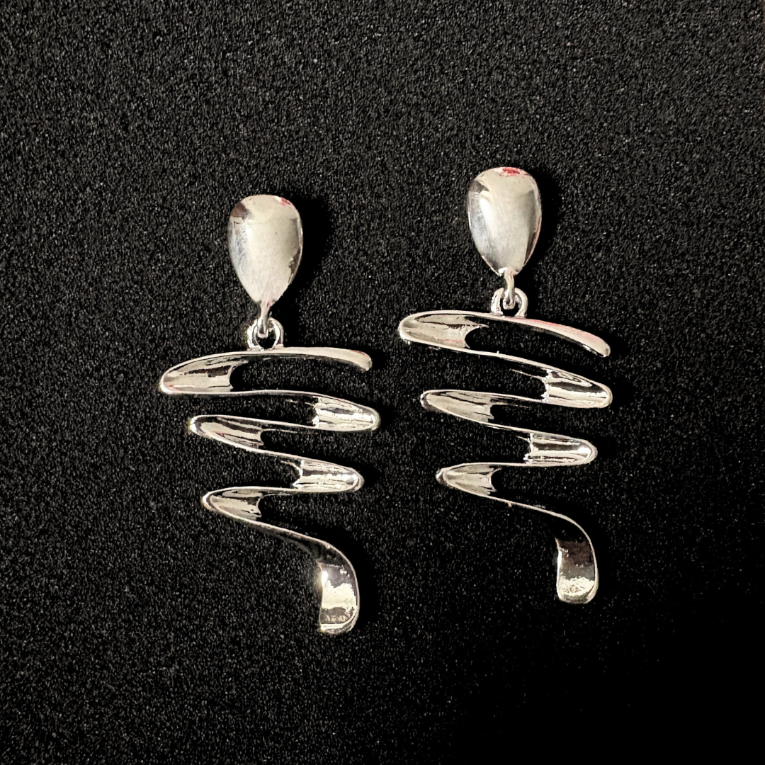 The Gleam Drop Earrings