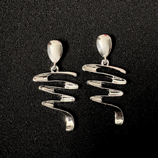 The Gleam Drop Earrings