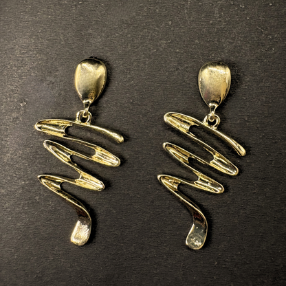 The Gleam Drop Earrings