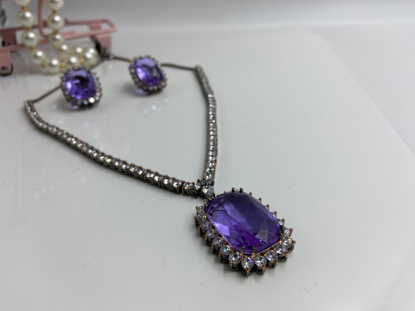 Classy Titanic Necklace Set with Large Amethyst Stone