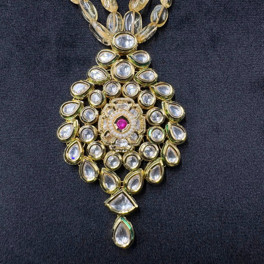 Regal Bloom - Ruby-Set Teardrop Kundan Set