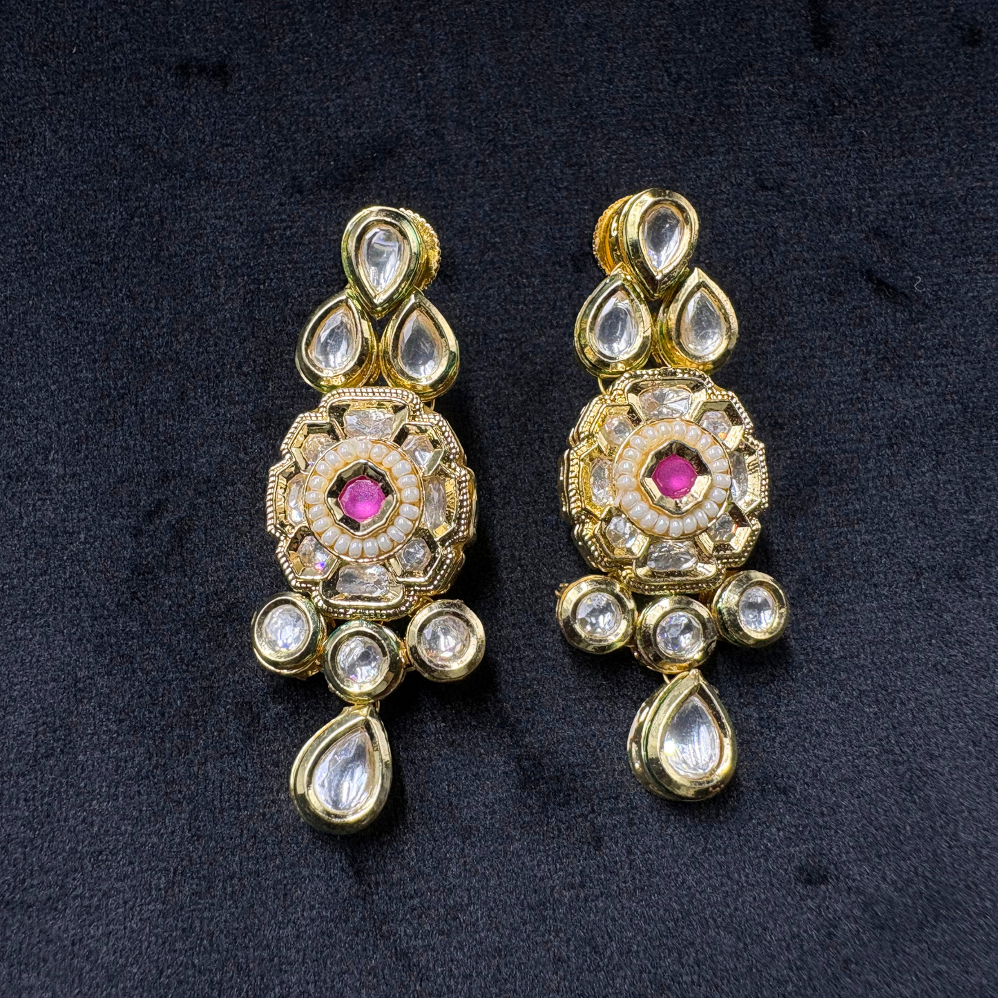 Regal Bloom - Ruby-Set Teardrop Kundan Set