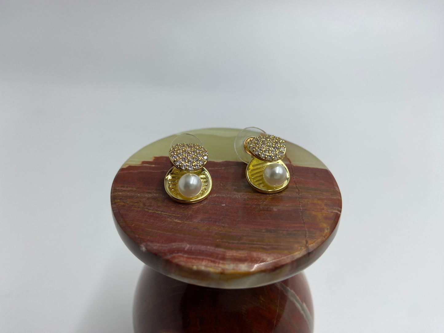 Golden Oyster AD Studs