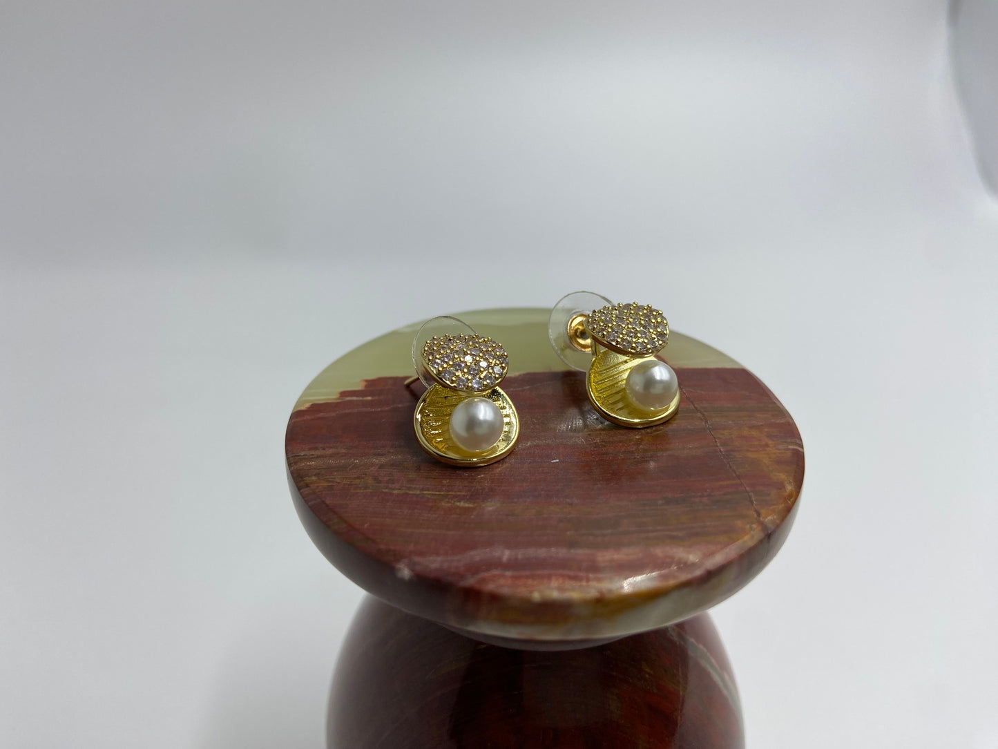 Golden Oyster AD Studs