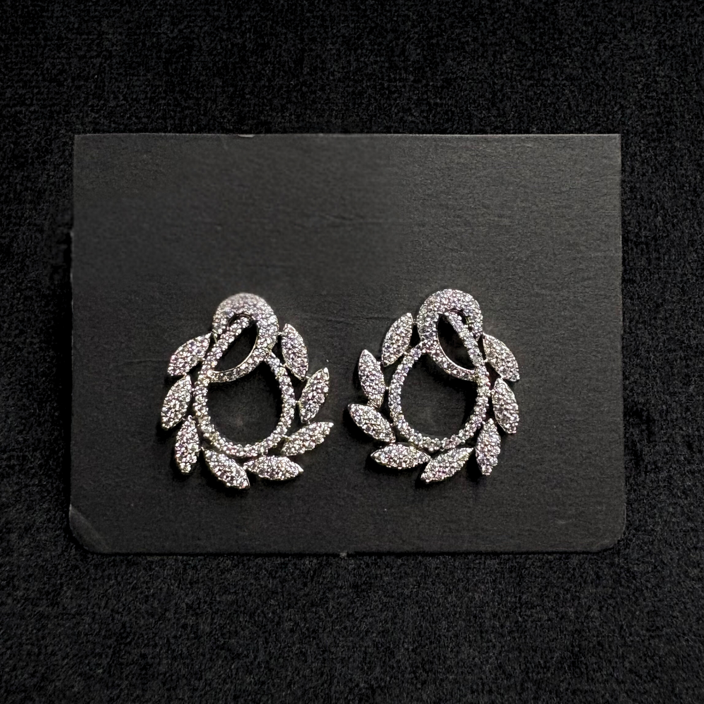 Eternal Wreath Earrings