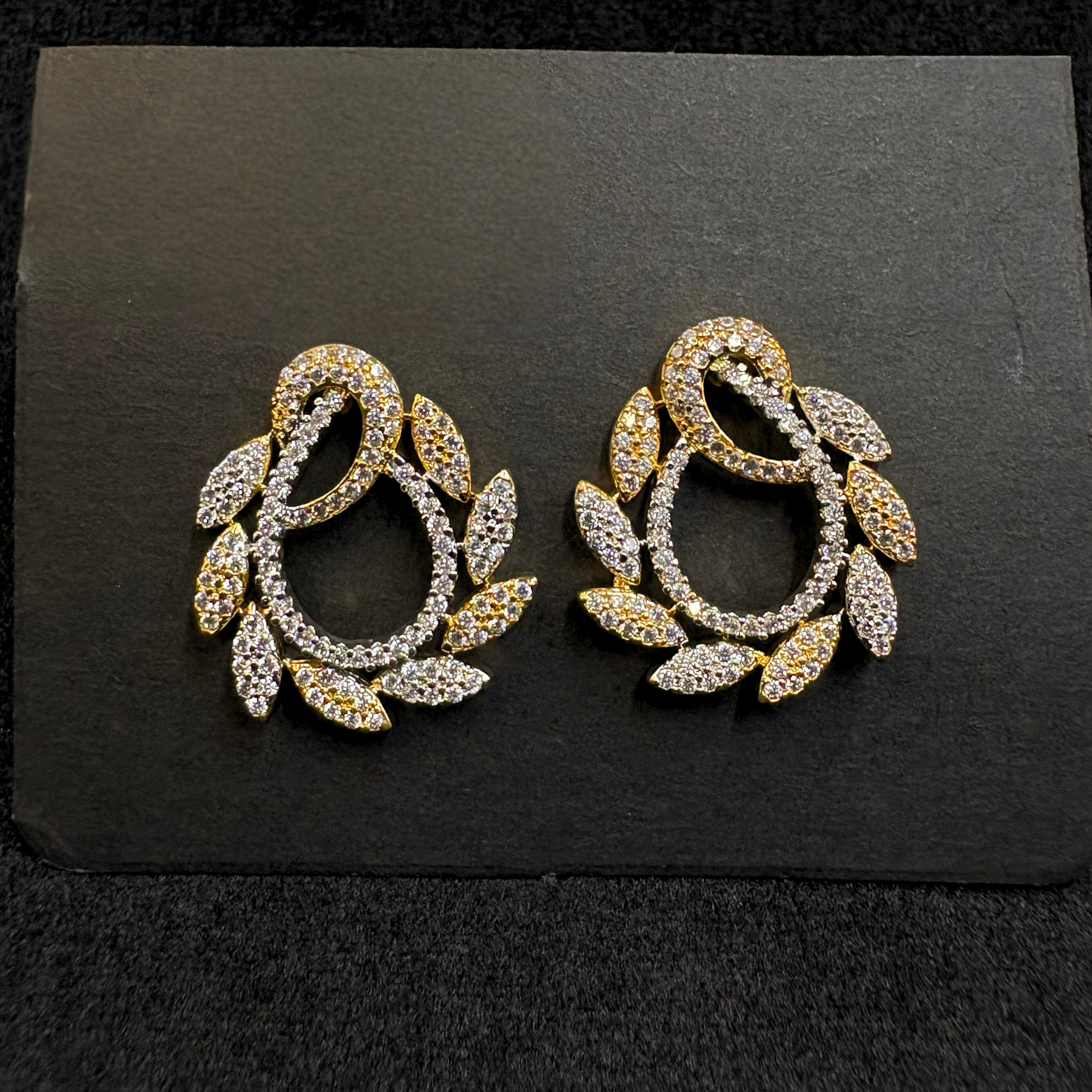 Eternal Wreath Earrings