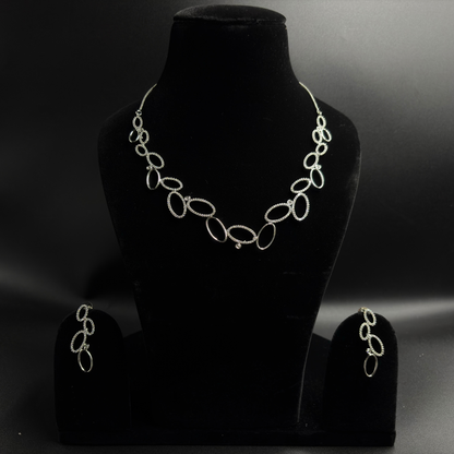 Radiant Oval Link Necklace Set