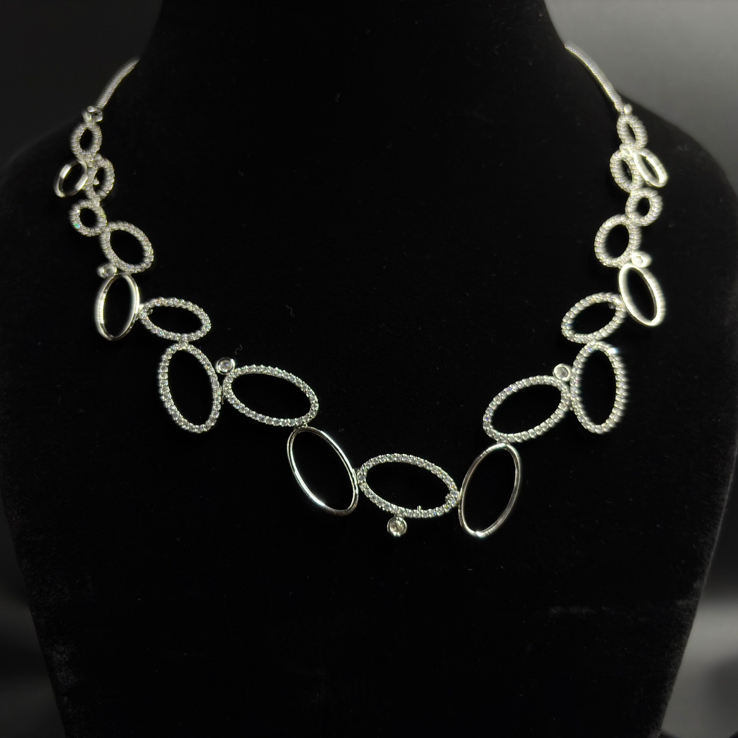 Radiant Oval Link Necklace Set