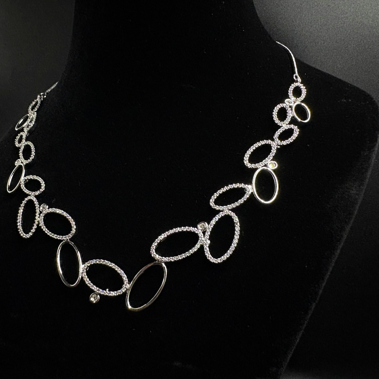 Radiant Oval Link Necklace Set