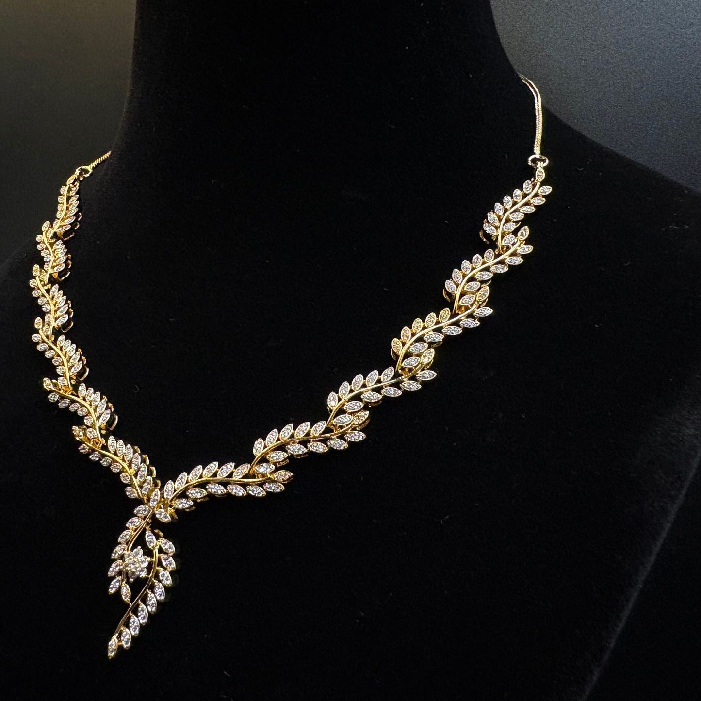 Enchanted Vine Necklace Set