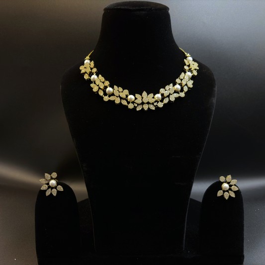 Pushpa Pearl Necklace Set