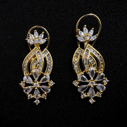 Swarna Phool Pendant Set