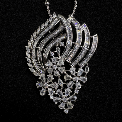 Swarna Phool Pendant Set