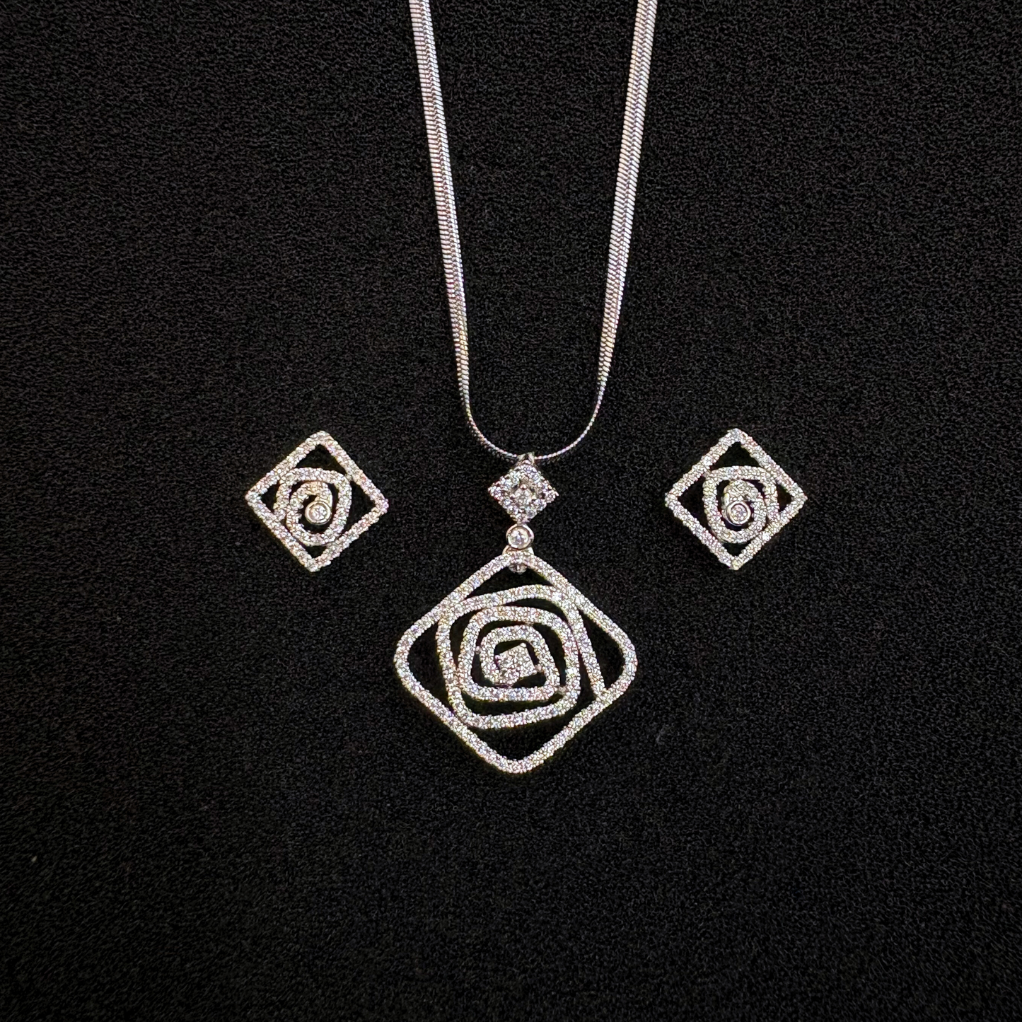Chakra Shimmer Pendant Set