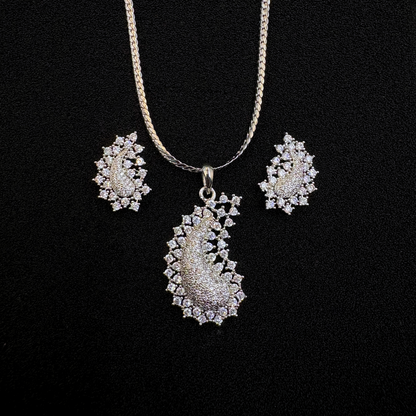 Chandrika Pendant Set