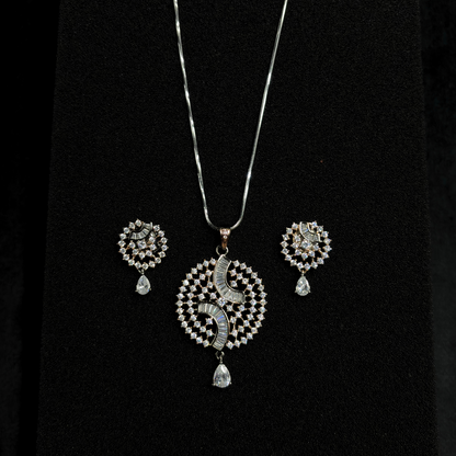Surya Chandra Pendant Set