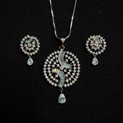 Surya Chandra Pendant Set