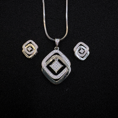 Triveni Square Pendant Set