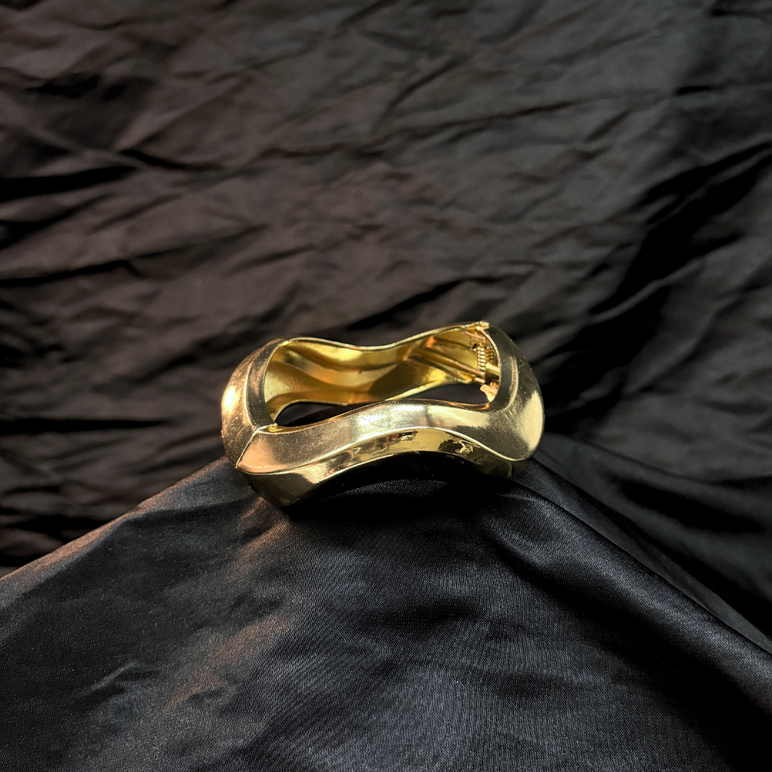 The Serpent Flow Bracelet