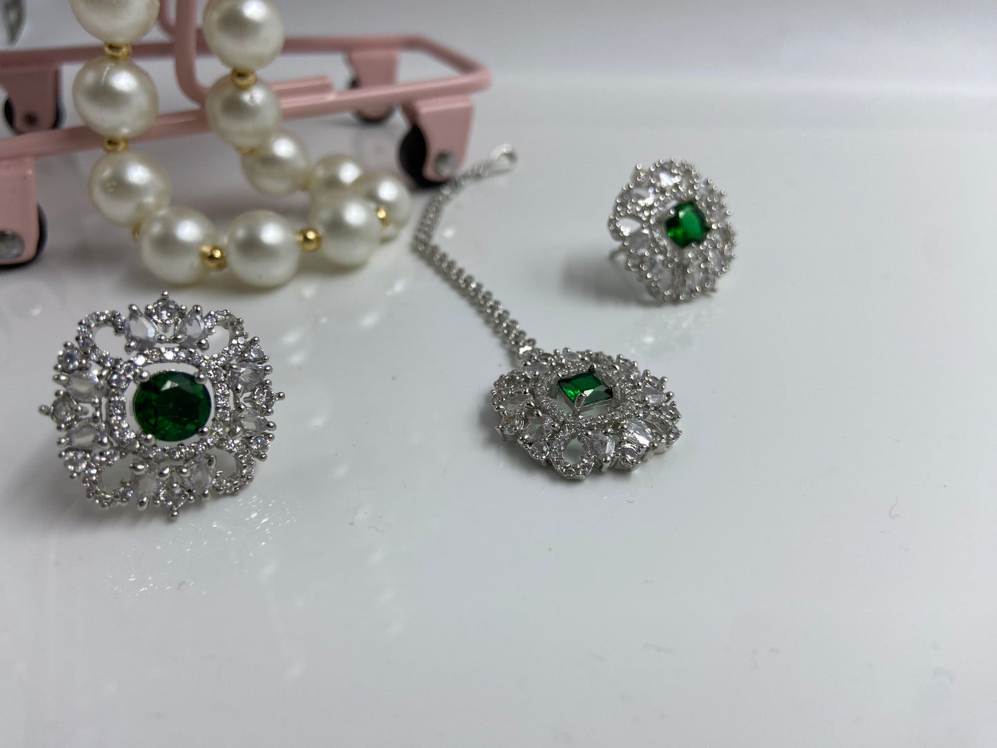 Neeta Ambani Stylish Large Necklace Set Emerald Green