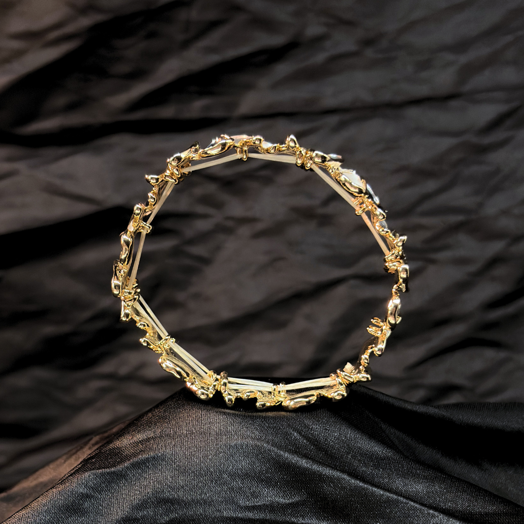 Enamel Black & White Elastic Adjustable Bracelet