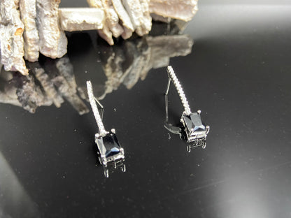 Sleek Delicate String with Black Rectangle Black Stones and AD