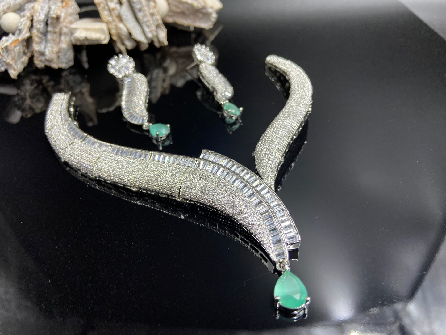 Stylish AD and Baguettes Necklace with Green Drop