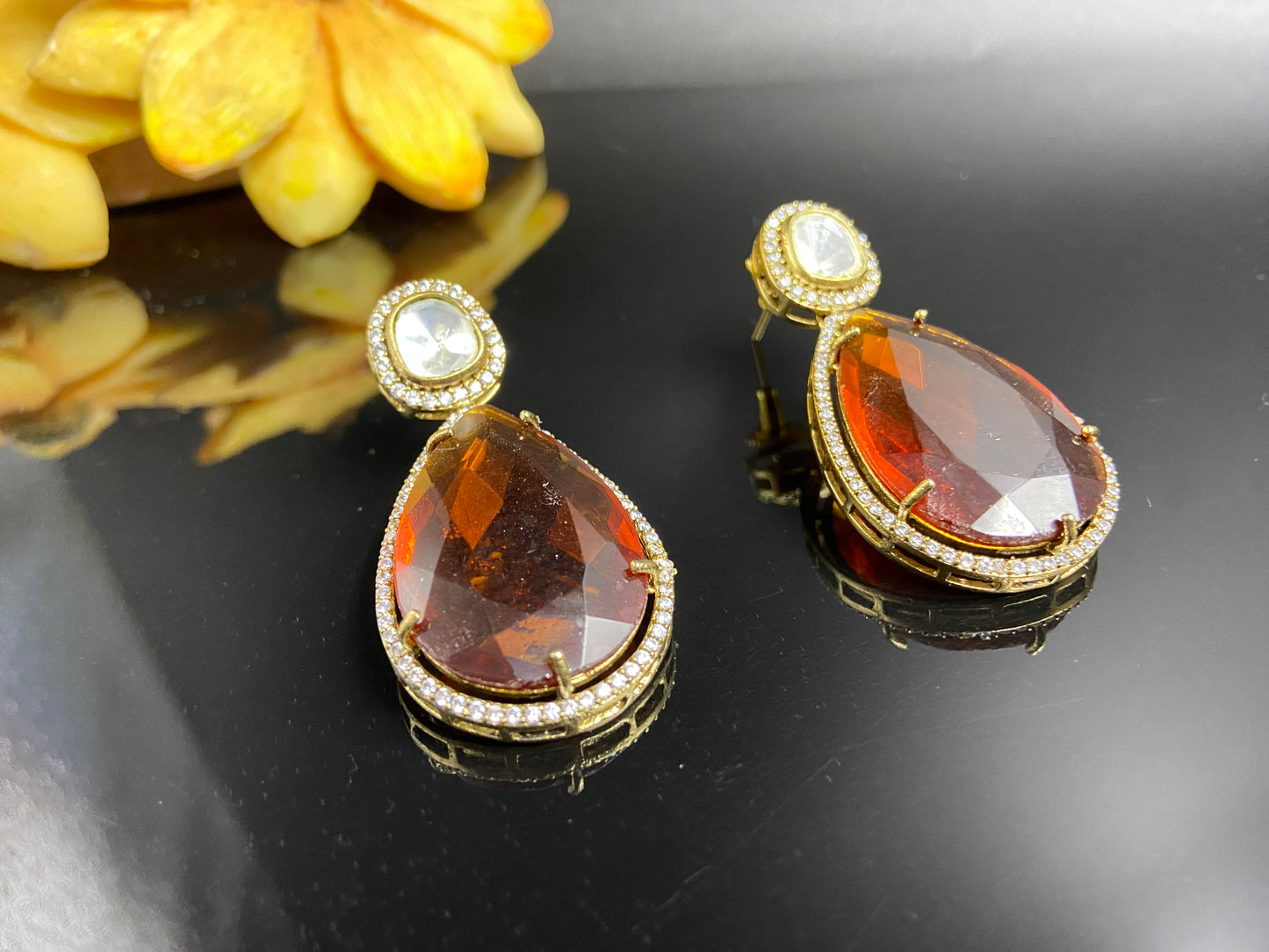 Stylish Polki Hasli Adorned with Statement Citrine Drops