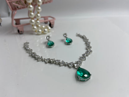 Trendy AD Marquise String with Cute Green Drop