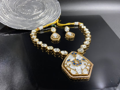 White Theva Style Necklace set with Large Polkis String