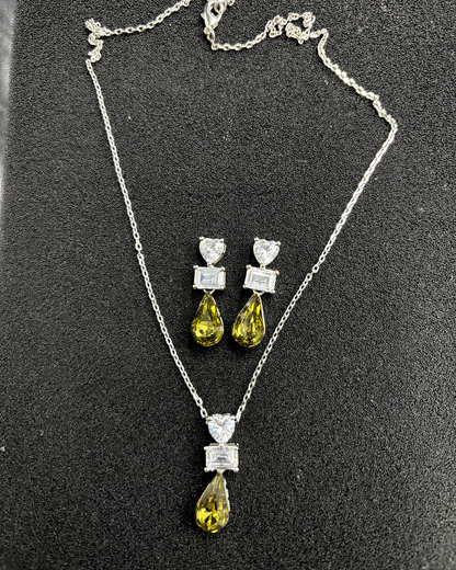 Heart Diamond with Drop Swarovski pendant set