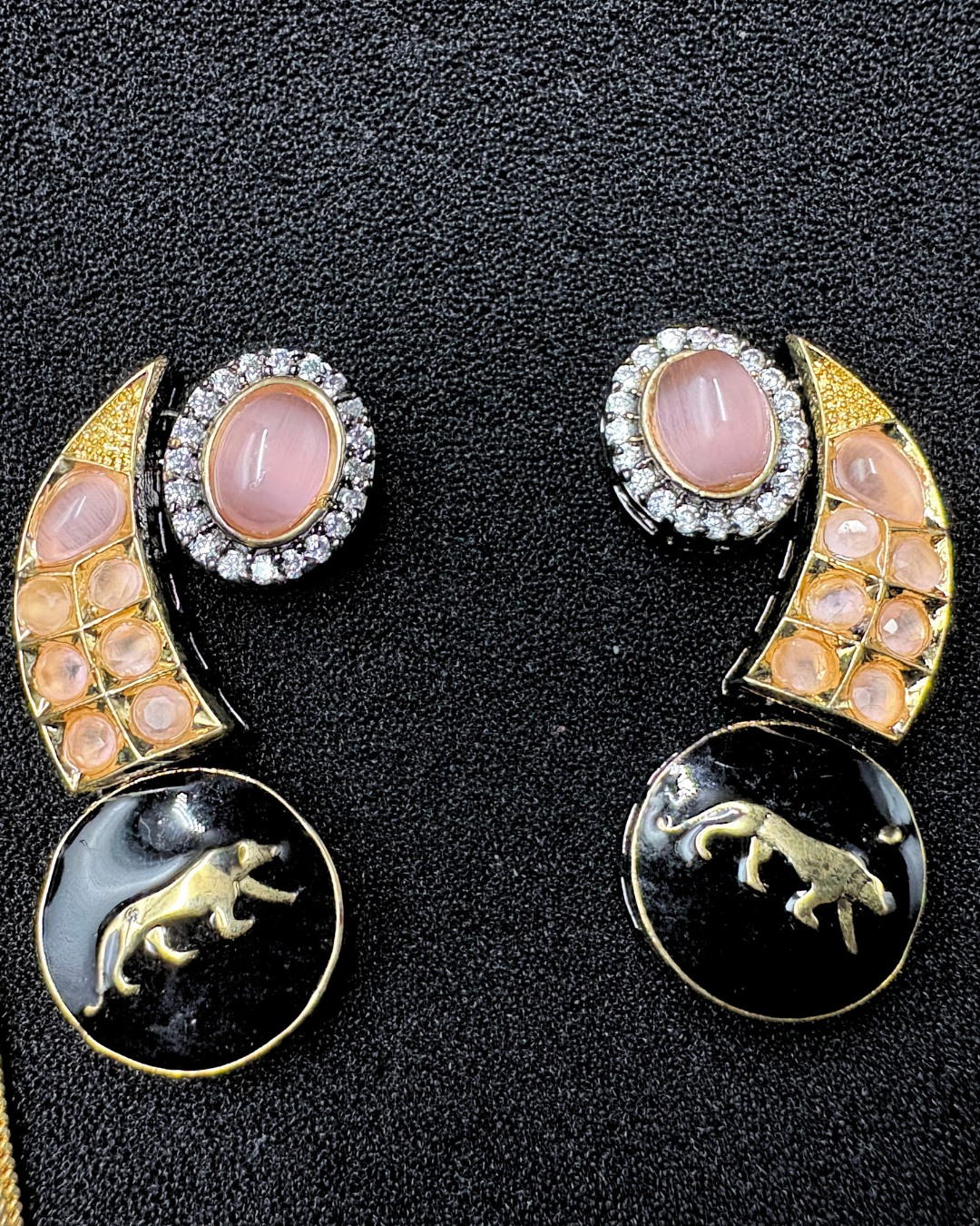 Stylish Doublet Branded Pendant Set